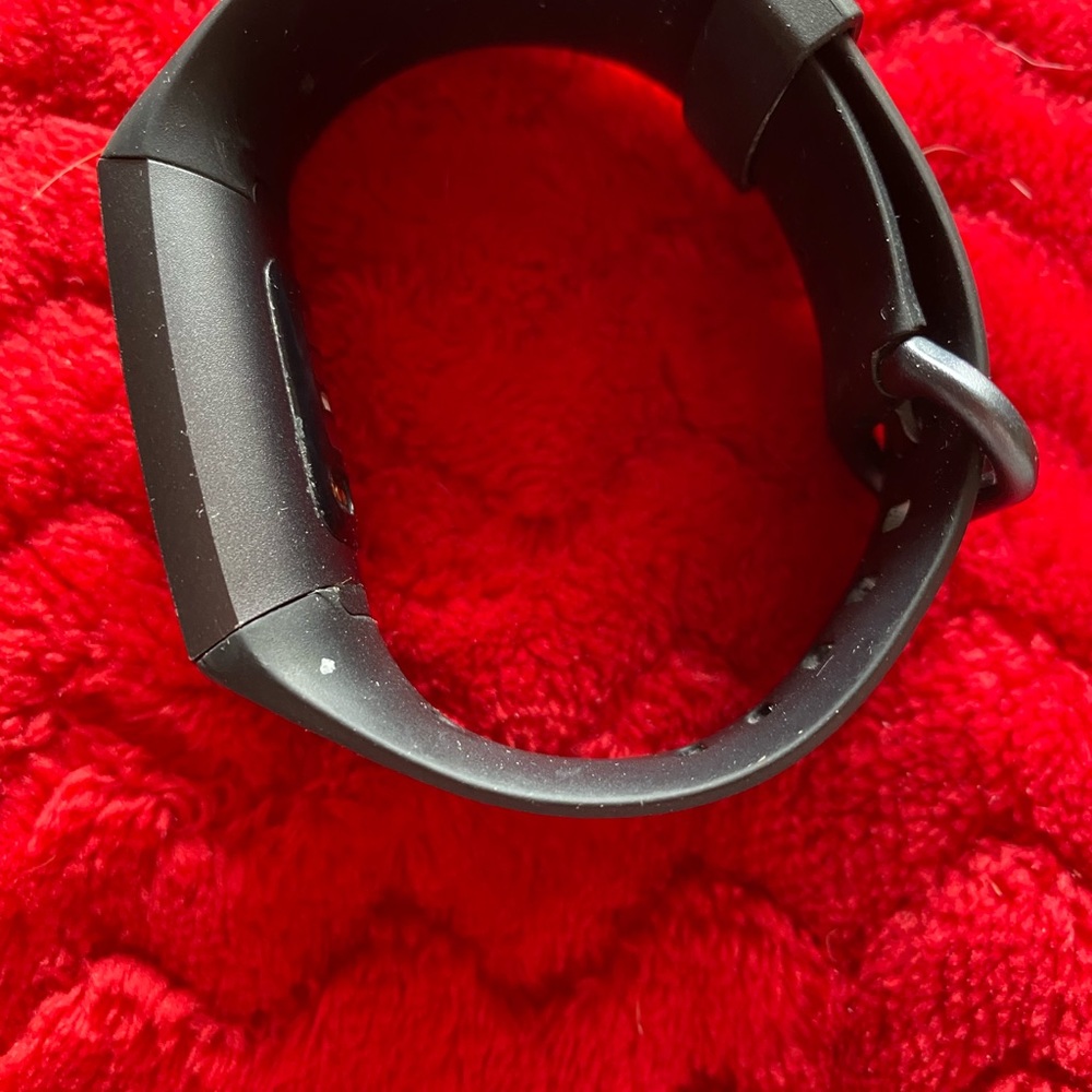 Fitbit Charge 3 - Picture 4 of 5